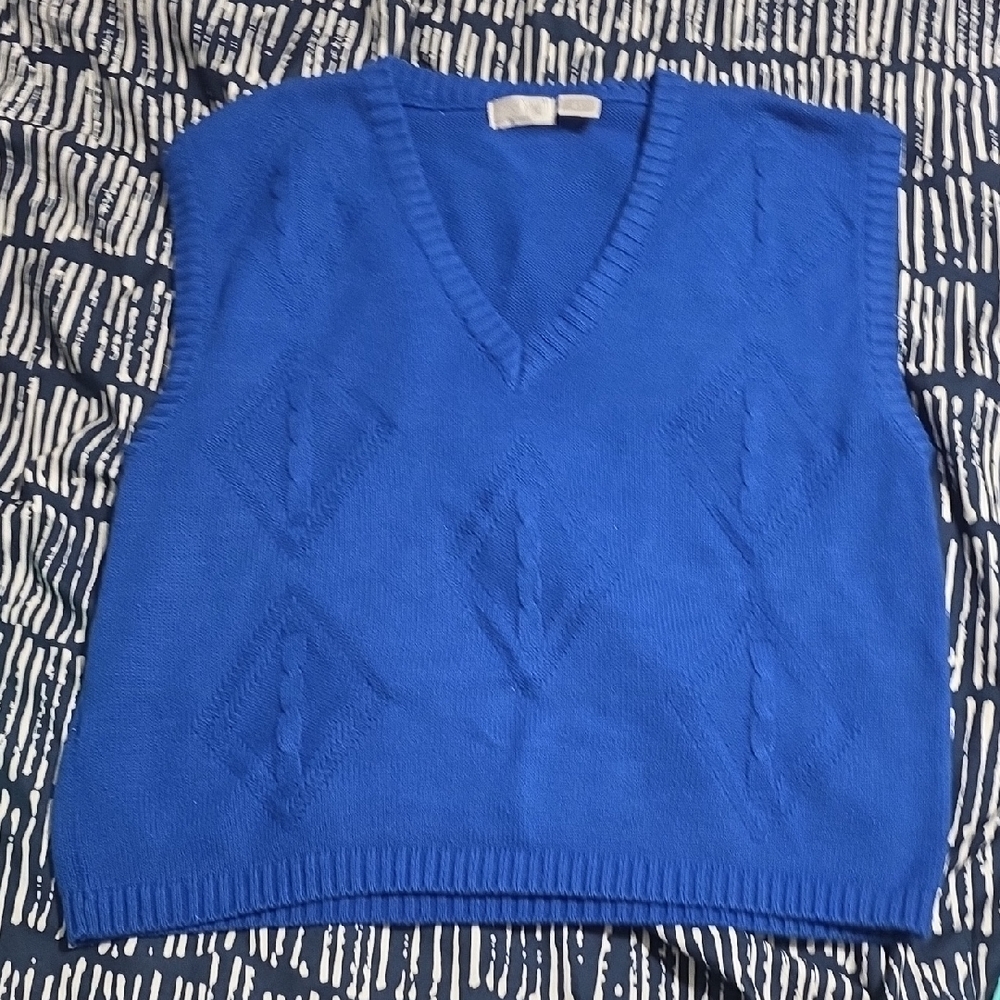 Cheryl Tiegs Women's Blue Sweater Vest Size Medium